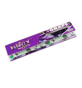 BIBUŁKI JUICY JAY’S GRAPE KING SIZE SLIM